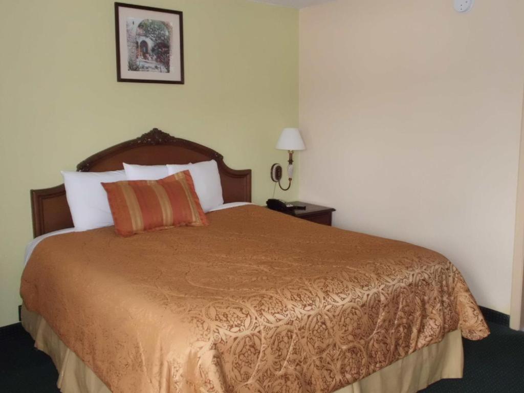 America'S Best Inn & Suites-Lakeland Bagian luar foto