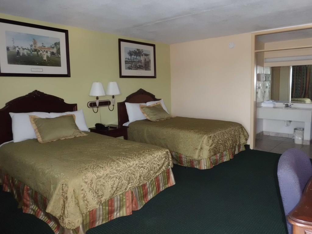 America'S Best Inn & Suites-Lakeland Bagian luar foto
